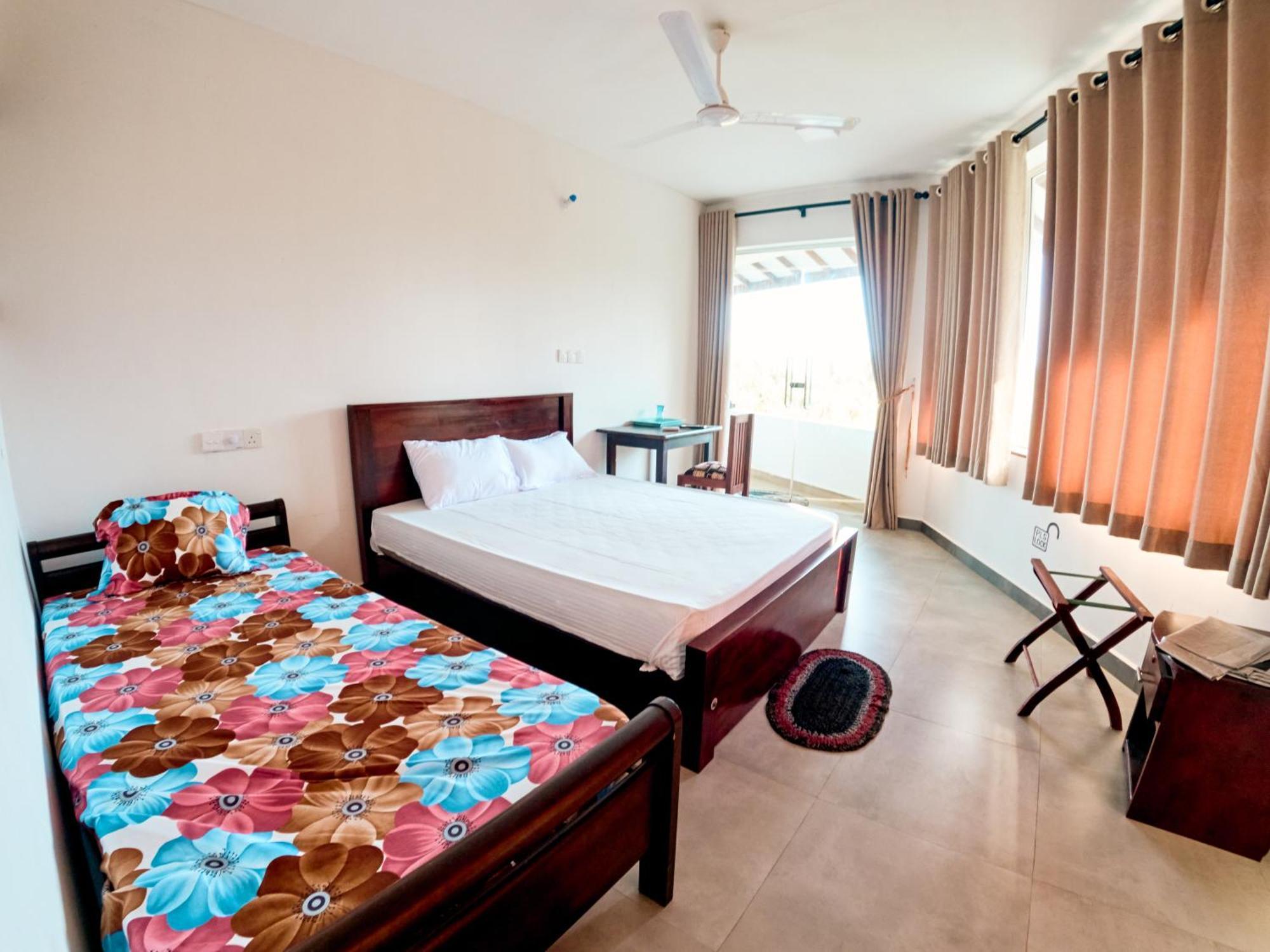 Baden Beach Hotel Калкудах Екстер'єр фото