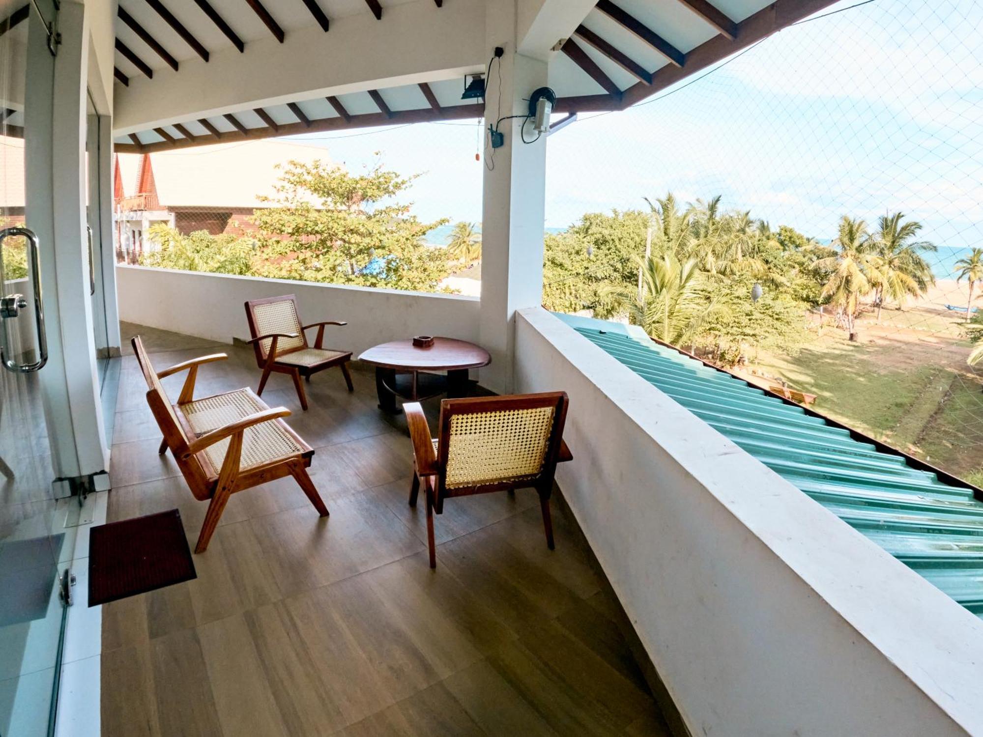 Baden Beach Hotel Калкудах Екстер'єр фото